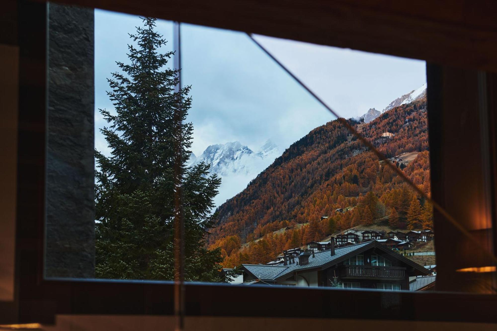 Schloss Zermatt - Cbd & Adaptogenic Spa And Sport Hotel Екстериор снимка