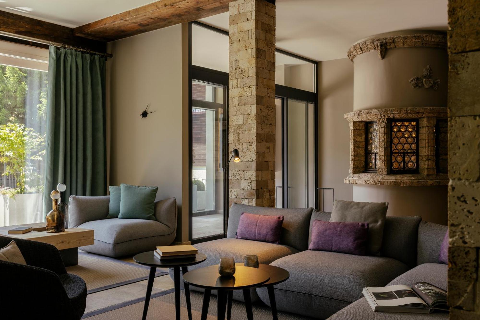 Schloss Zermatt - Cbd & Adaptogenic Spa And Sport Hotel Екстериор снимка