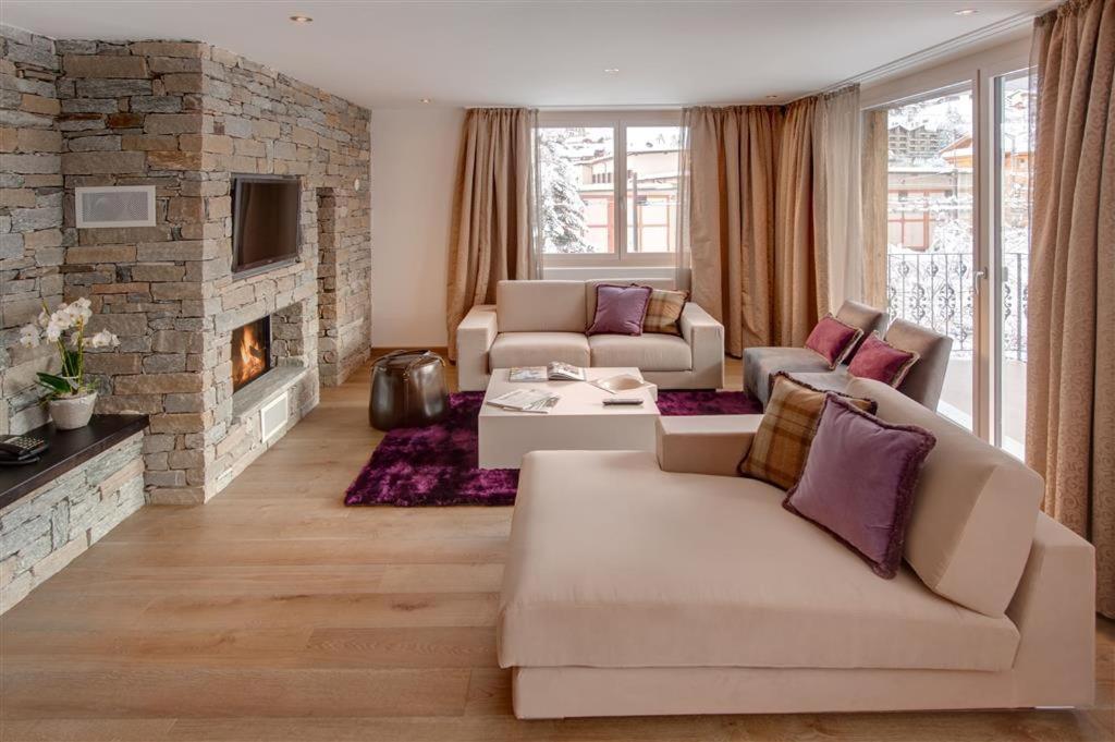 Schloss Zermatt - Cbd & Adaptogenic Spa And Sport Hotel Екстериор снимка